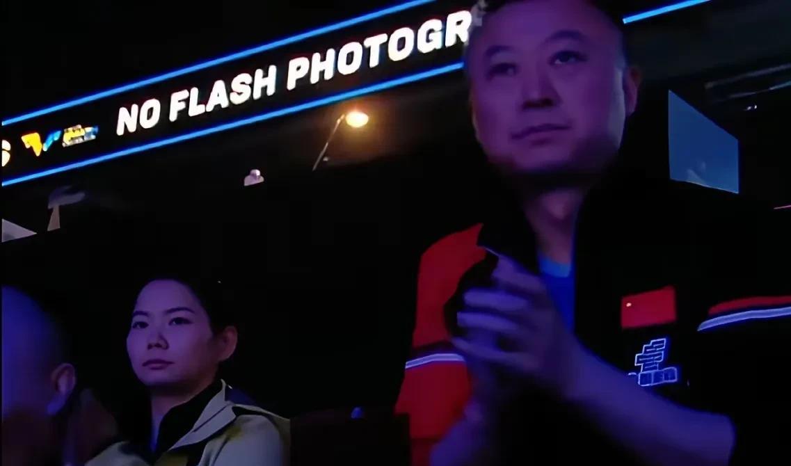 马琳累了吗？马琳今晚一定会失眠的。今晚上是抗日战争，尤其是王艺迪对阵桥本帆乃香的