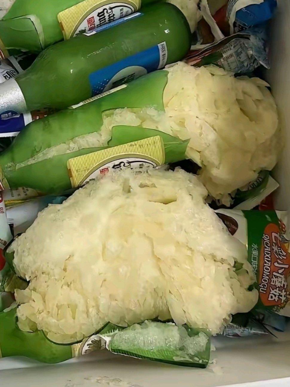 终于知道为什么啤酒不能放冷冻了…