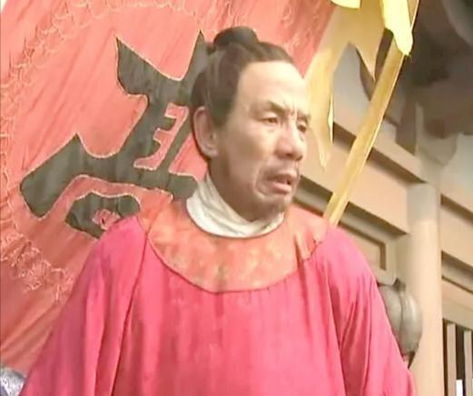 《水浒》中，高俅是个十恶不赦的坏人。历史上的高俅却并非如此，他在对待苏轼一事上，