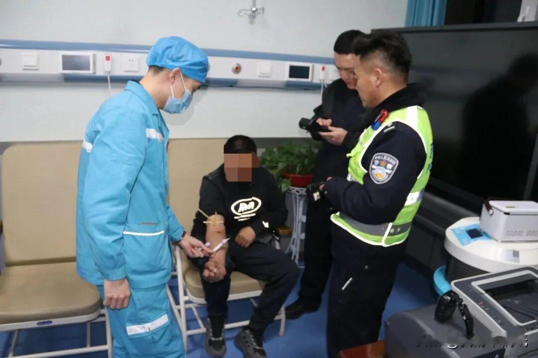 ‌西宁这位姓曾的哥儿们狂得简直没边了！无证+醉驾+撞车+再撞门禁后+逃逸，取保候