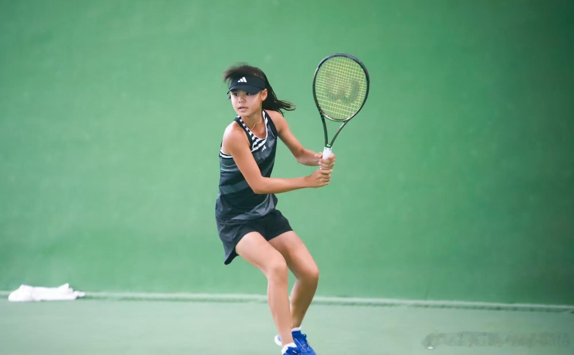 🇷🇸W15女单首轮首轮🇨🇳孙心然6-1/2-1🇧🇬Spaso