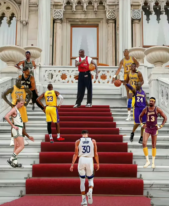 这张图片很有意思，NBA历史十一大巨星。乔丹作为篮球第一人，对下面人指点江山