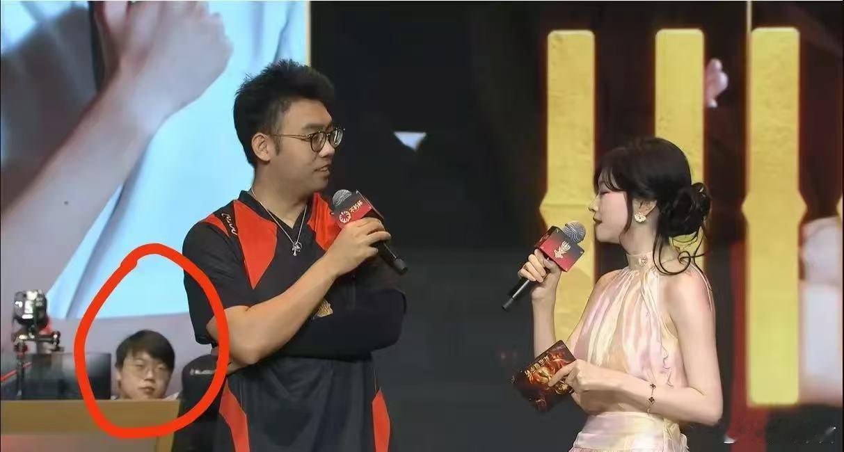 这个图笑死我了，哈哈哈dota2不朽杯总决赛dota2不朽杯dota2​​​