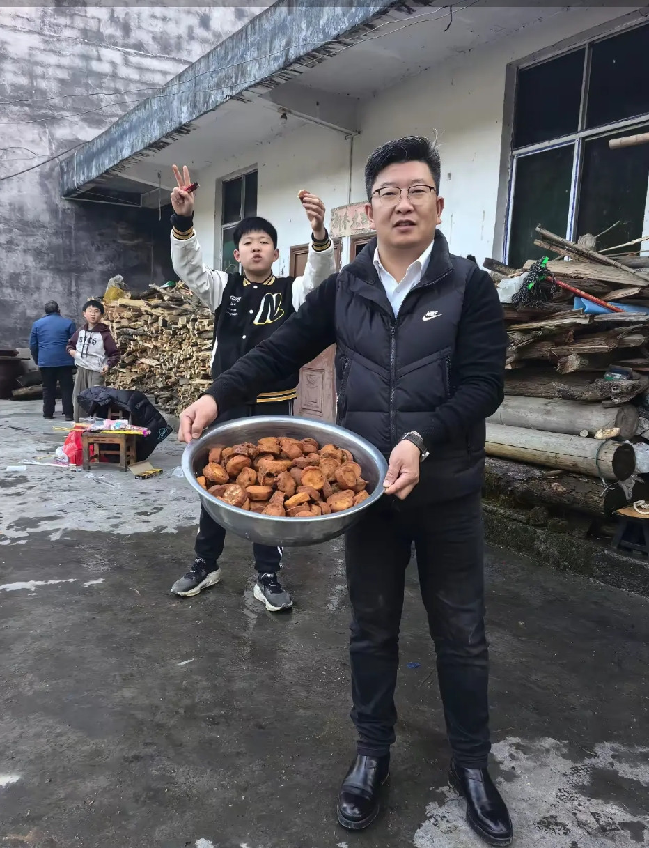 城里人回农村过年都这样吗