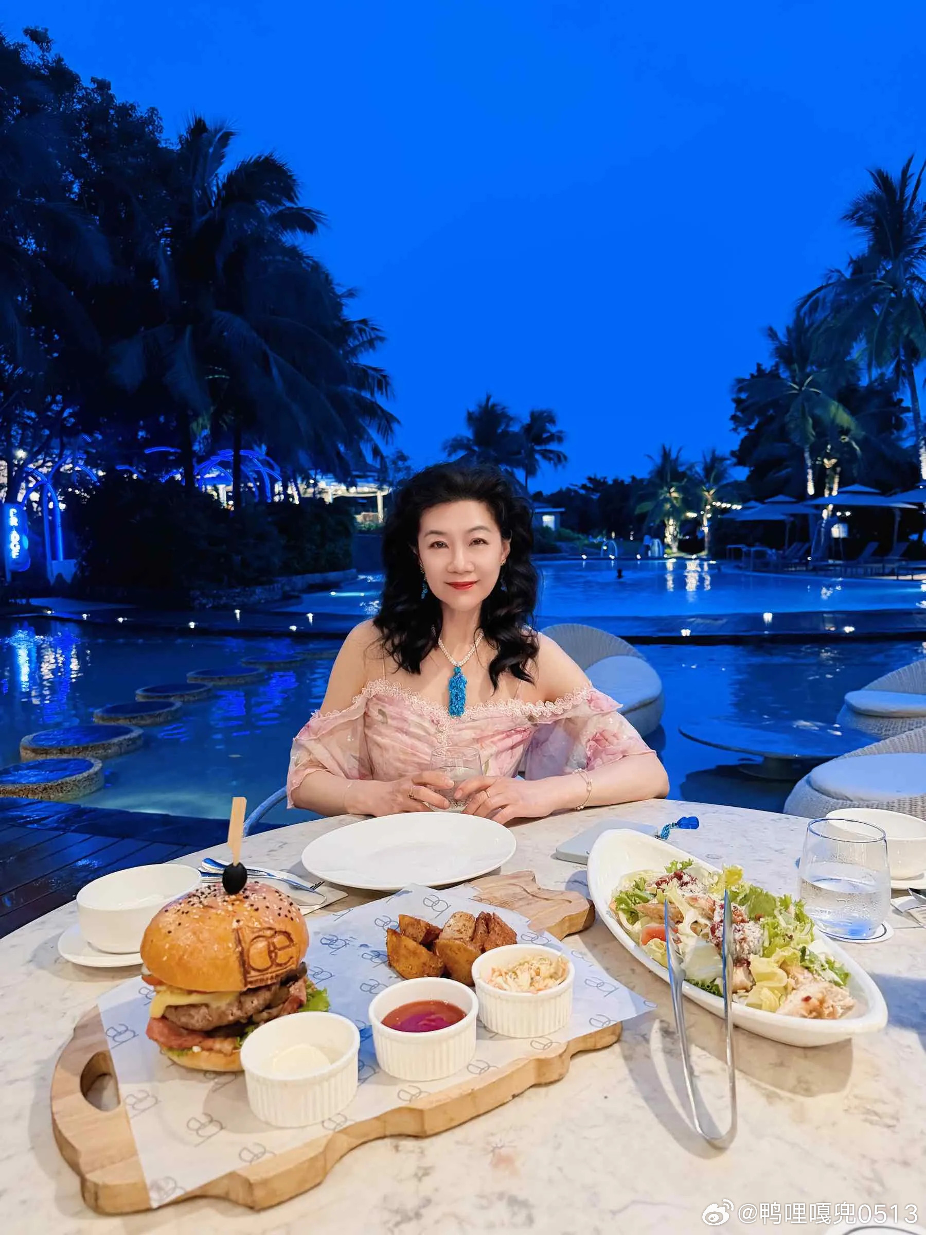 时尚穿搭今天穿什么ootd女人六十一枝花