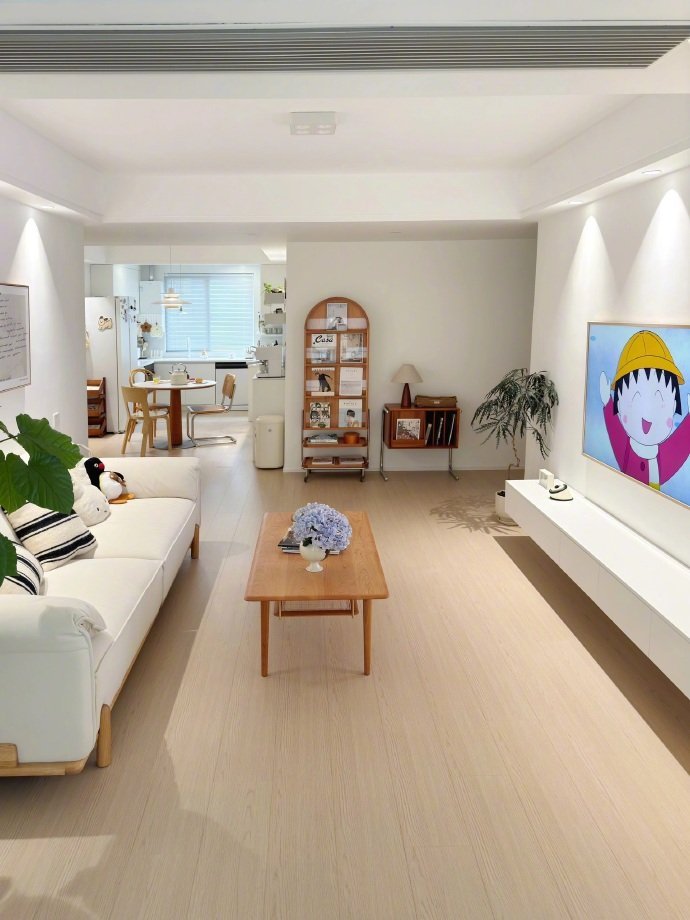 硬装13万的室内90平的三室一厅，大白墙还是满眼舒适..