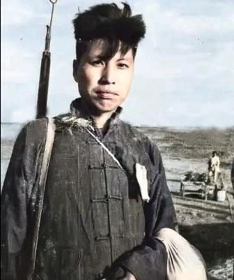 1947年，地主郭良知悄悄放走了地下党员，敌人发现后气急败坏，想抓郭良知去顶罪，