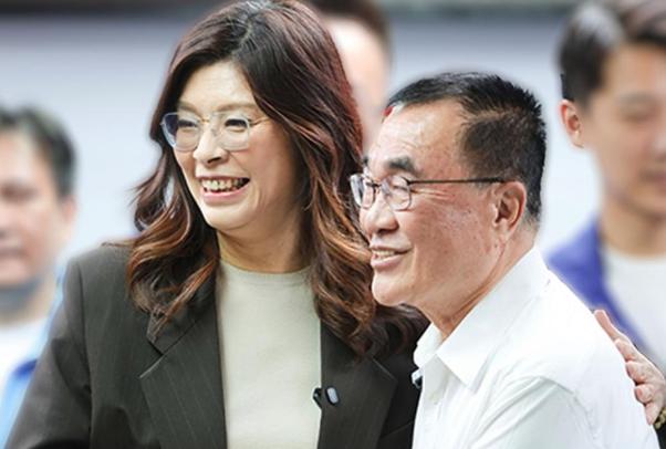 一石三鸟，弃中保北，郑丽文这招太高明！国民党南部参选人欲哭无泪。2026年县
