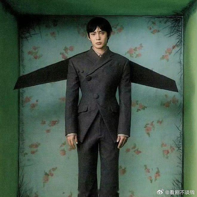 邓为、于适这两件衣服居然是一样的哎​​​男模级别的哥哥们​​​