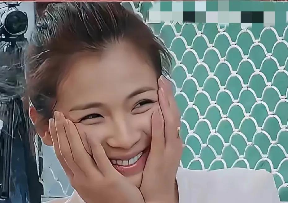 刘涛当年的恋爱观也是相当炸裂的存在！演员刘涛之前在一则采访中说过“我就是那种嫁