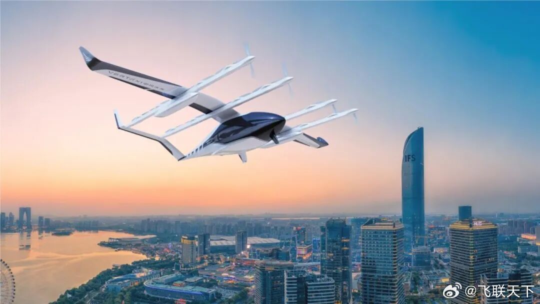 在第八届进博会上，御风未来M1型号系列飞行器共获来自国内外客户的200架意向订单