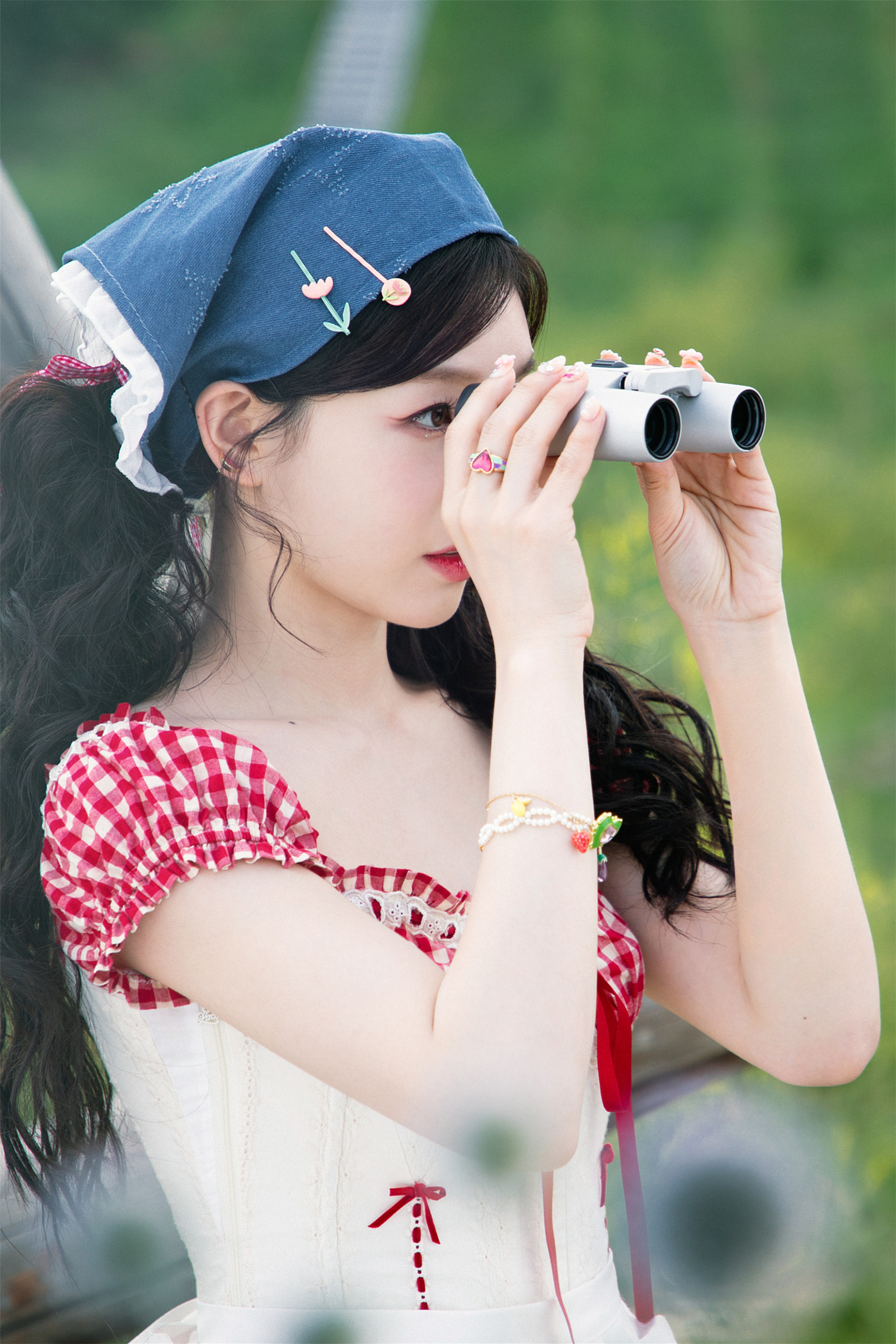 徐梦洁，夏日采花少女​​​