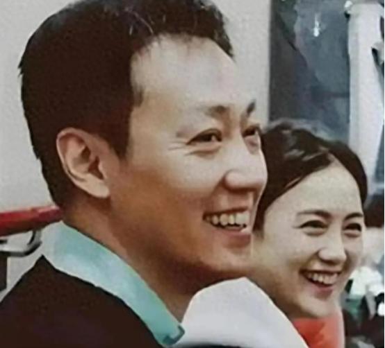 辛柏青丧妻刚满100天，离谱的事就发生了，被撮合娶马伊琍引争议 朱媛媛离世