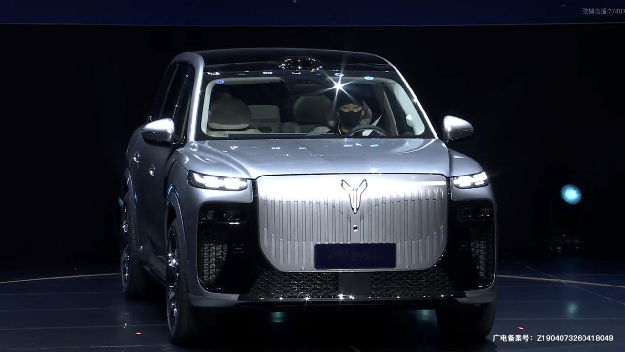 📮车身5200mm，属于大型SUV的尺寸门槛了。2025mm的宽度、1814m