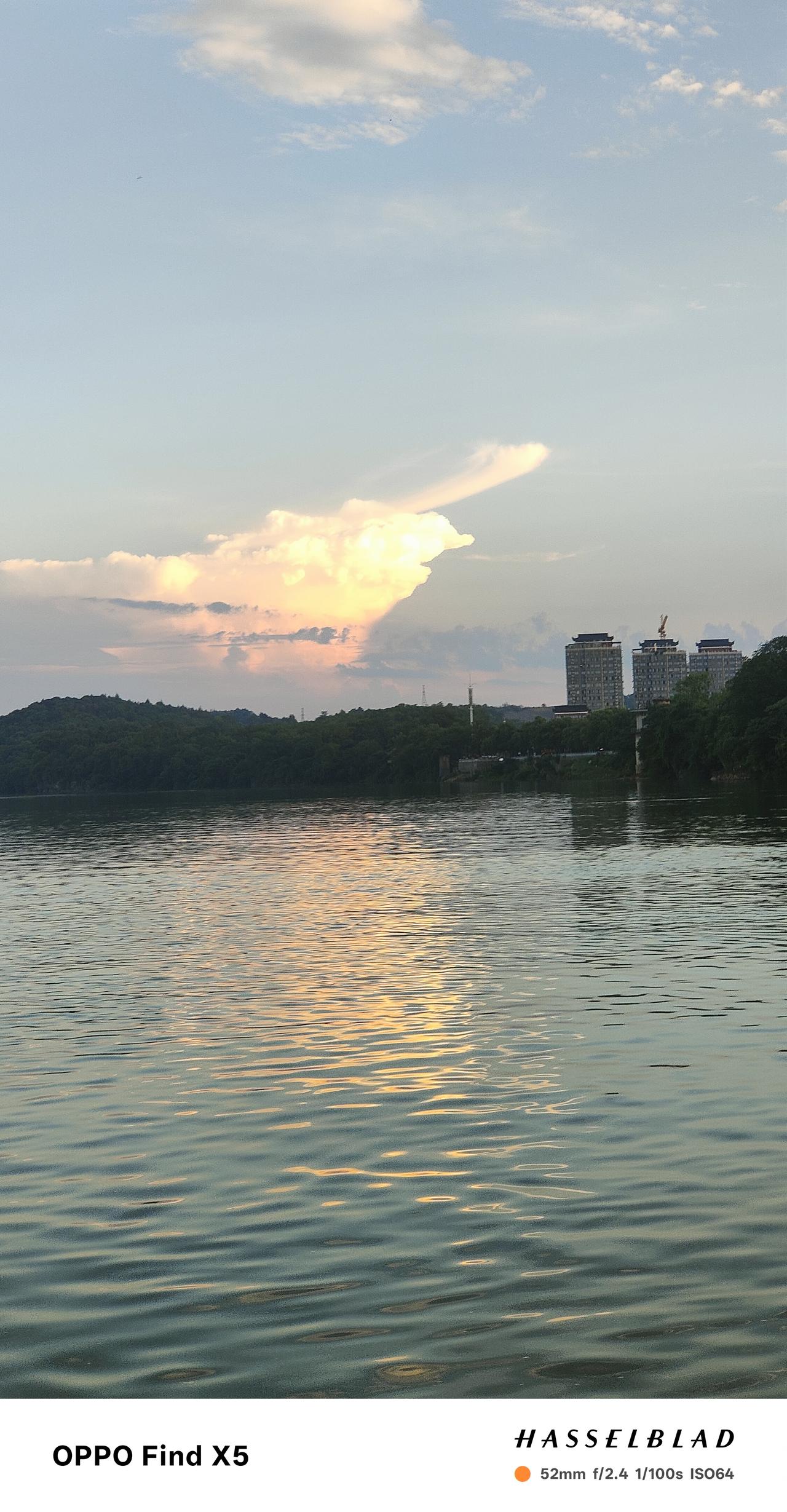 从整治逻辑来看，破解医疗腐败需要多维度发力、系统性治理。一方面，强化制度约束是关