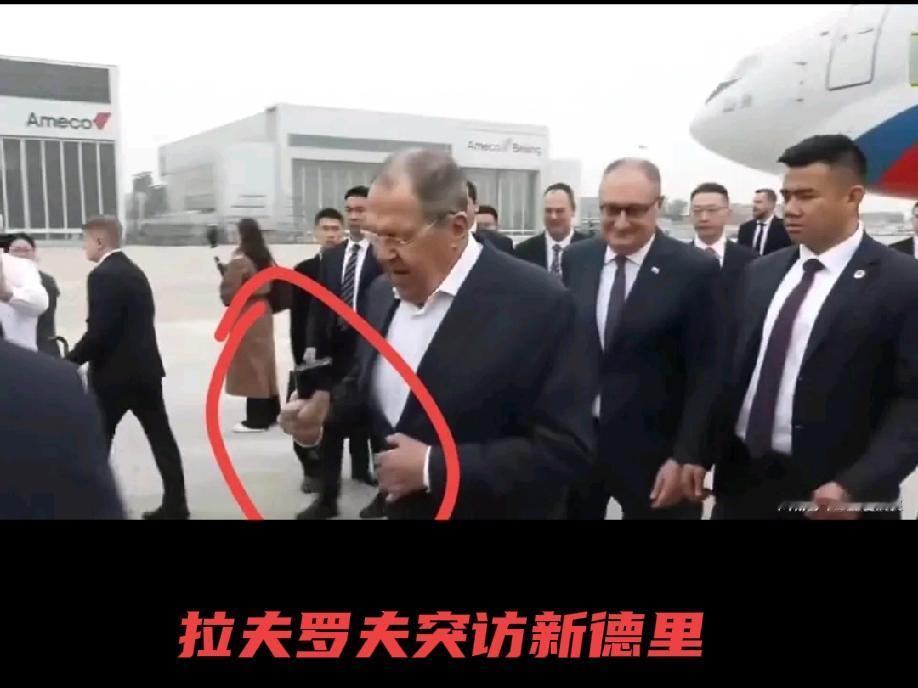 特朗普访华之际,为何俄罗斯提出要重启中俄印三方合作？！就在特