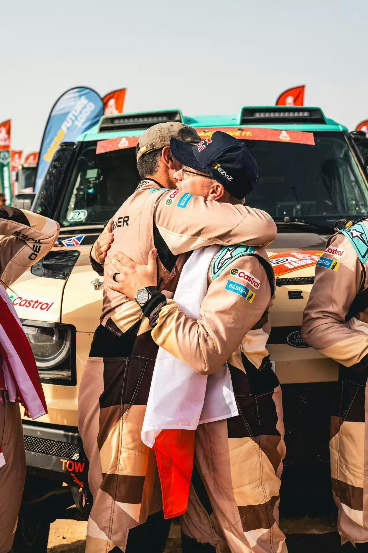 2026达喀尔拉力赛T2量产组冠军出炉基于路虎卫士OCTA打造的DakarD7