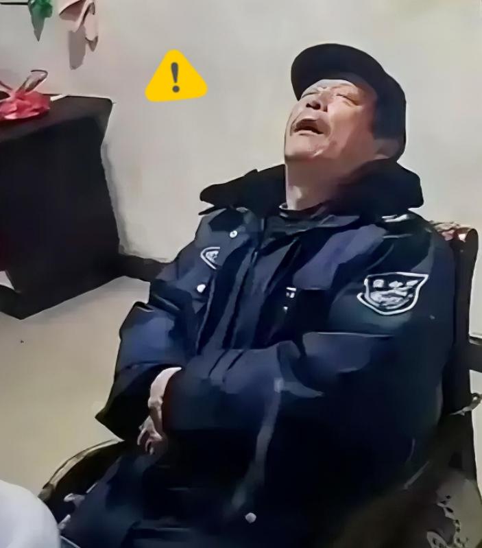 “毫无人性！连正常生理需求都不放过！”2022年，广东清远，60岁大爷做保安三年