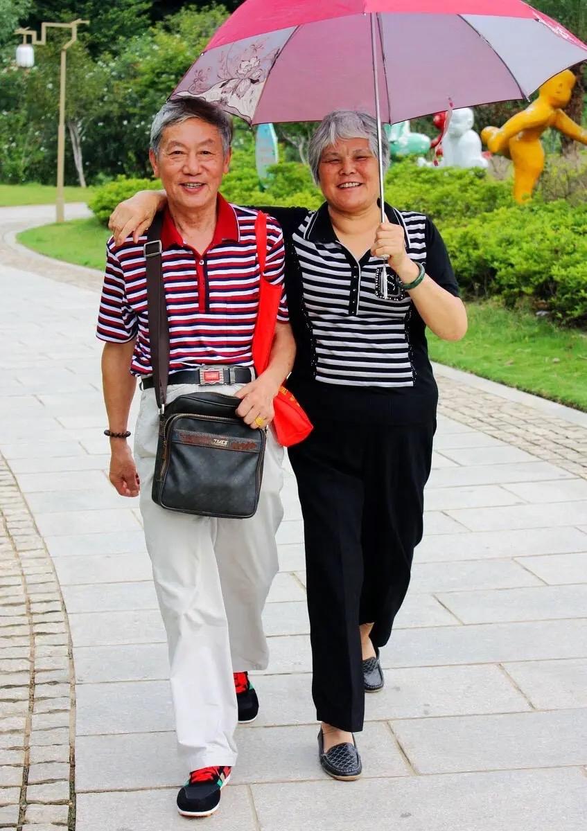 60岁后养老真相：靠儿女还是靠自己？答案藏在这4样东西里人到60，本该是卸下