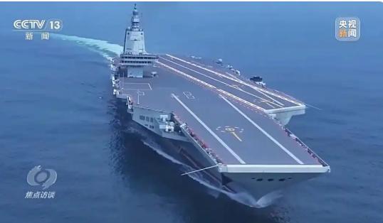 福建舰“0帧急停”震撼全网！开了倒车的美军，彻底追不上了近日，我方官媒曝光福