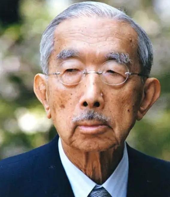 二战后，裕仁多次出访欧美国家，但从未到过中国，对所有的欧美国家谄媚忏悔的裕仁，却