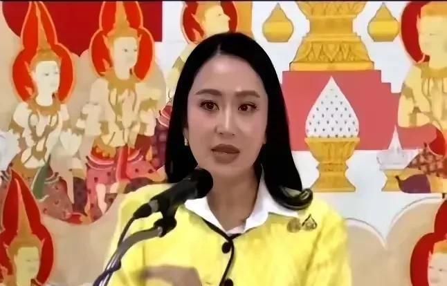 佩通坦拖到8月4日才交卷，法院两次放水的5:4票数说明法官也在算政治账：真判下台
