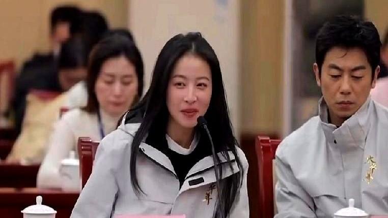 四十岁，我被一个演员的发言干趴下了。昨天参加电视剧《太平年》的研讨会。先是周