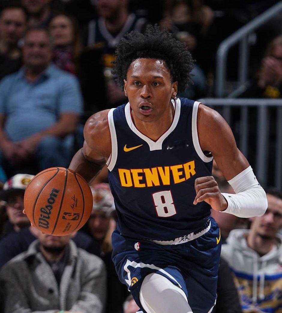 据记者JakeFischer报道，湖人准备在自由球员市场上追逐掘金前锋佩顿·沃