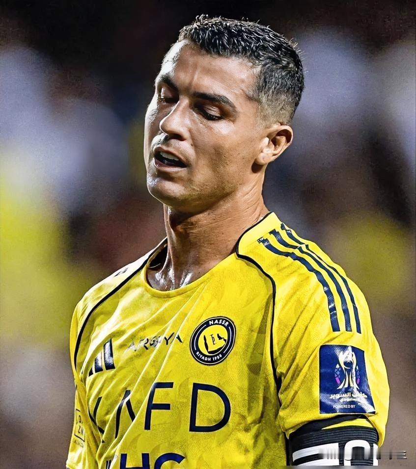 利雅得胜利输掉主场比赛，落后榜首利雅得新月4分。扛着石头踢球的球队，无形中每一