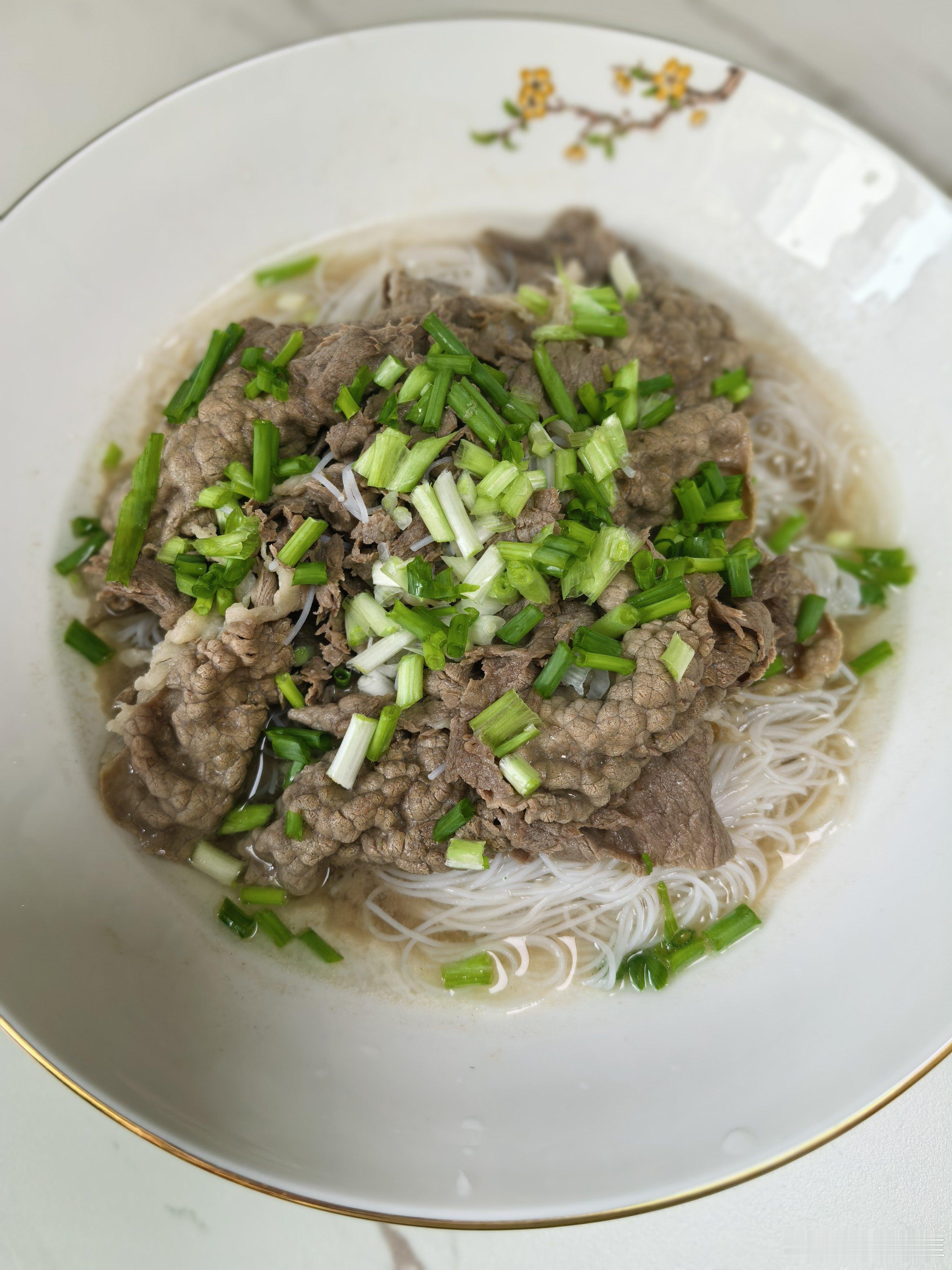 是日早餐……汤牛米
