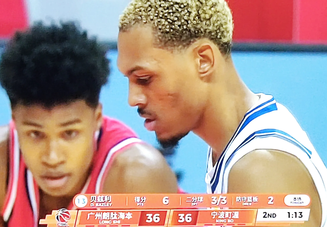 宁波84-83客场绝杀广州，广东球迷看到一个熟悉面孔，就是宁波新来大外贝兹利。