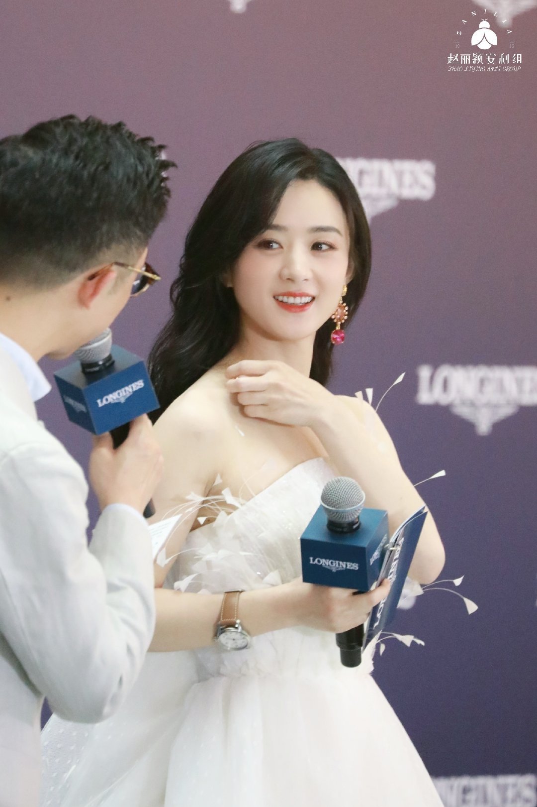 白裙裙最适合相见