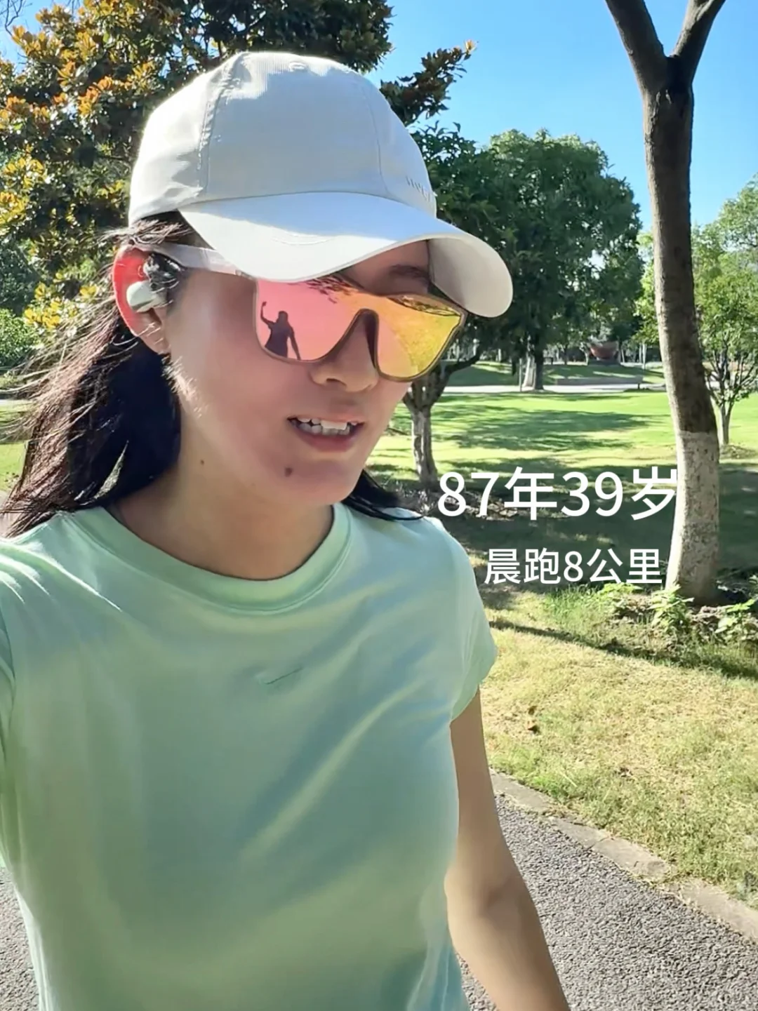 “我觉得女性一定要保留部分的自由与孤独”