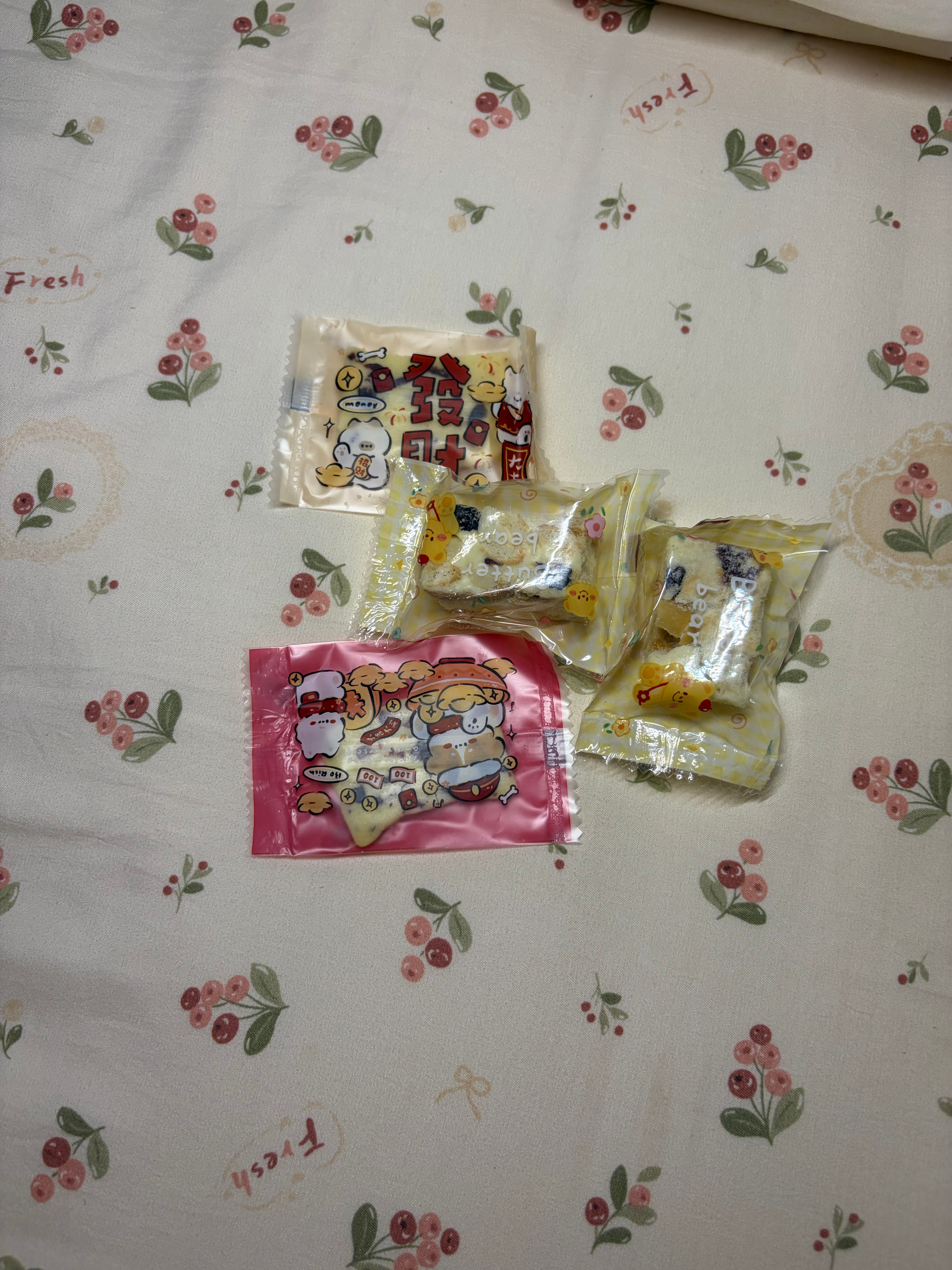获得亲手做的雪花酥和饼干