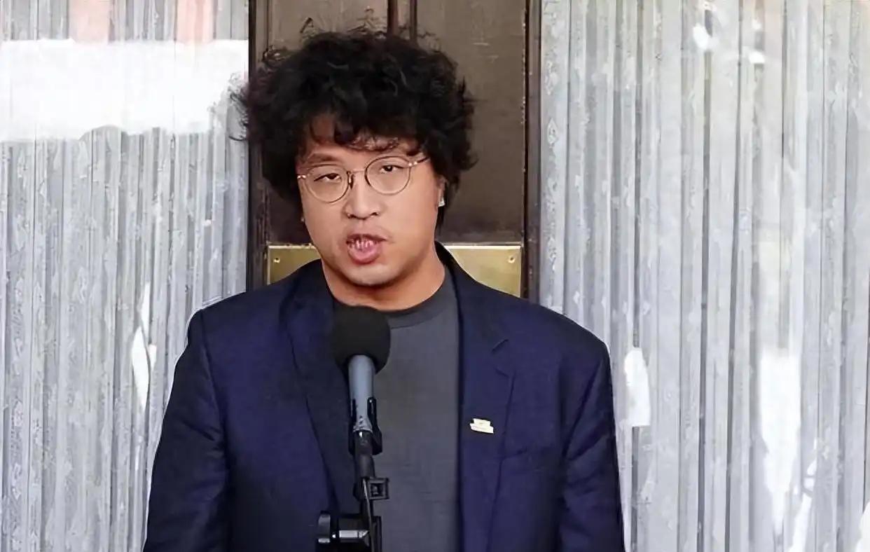 大陆惩戒父亲贸易公司，沈伯洋叫嚣：非常荣幸1年被制裁3次国台办发言人朱凤莲5日