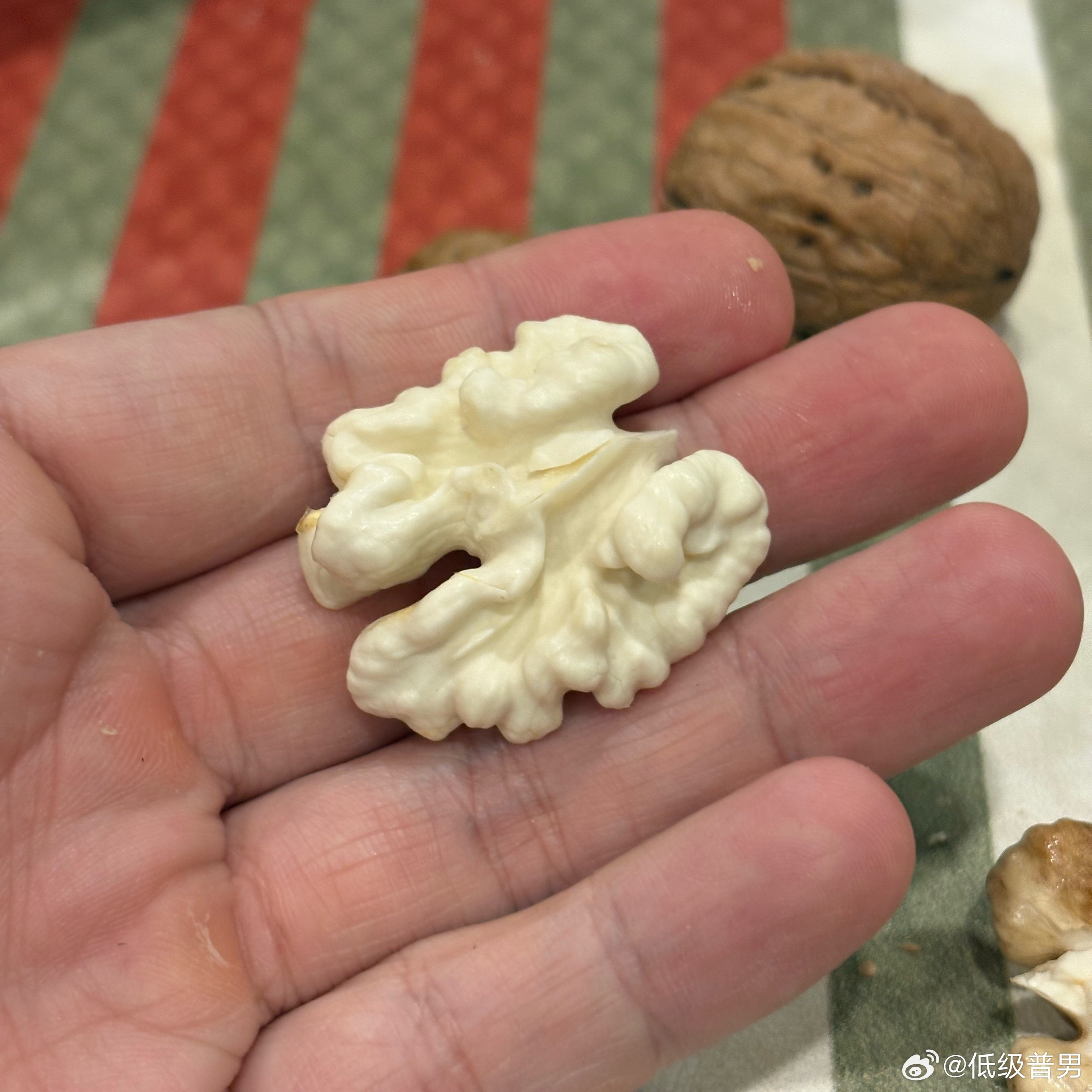 你们有没有吃过鲜核桃？
