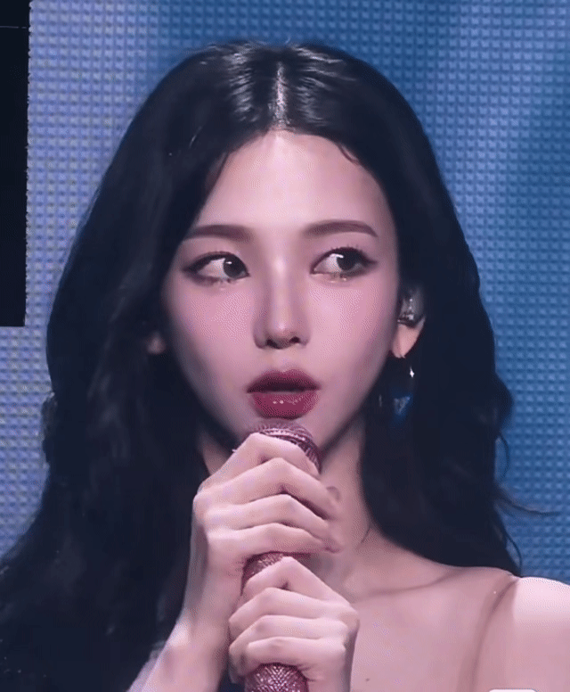 张元英柳智敏t，同样是女五一纯天然大美女，为什么柳智敏比张元英漂亮很多？