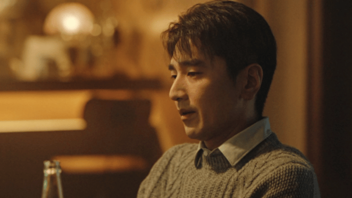 这么卷还有剧告诉我摔倒就躺会秋雪漫过的冬天在人人谈“卷”色变的时代，终于有剧敢