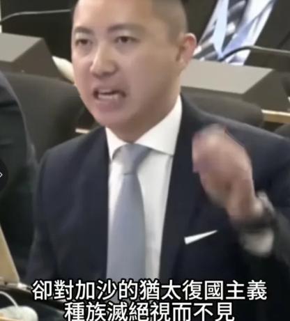 香港议员李梓敬用一句话反驳了美国代表，他表示中国香港现在经济发展的很快，人民的生