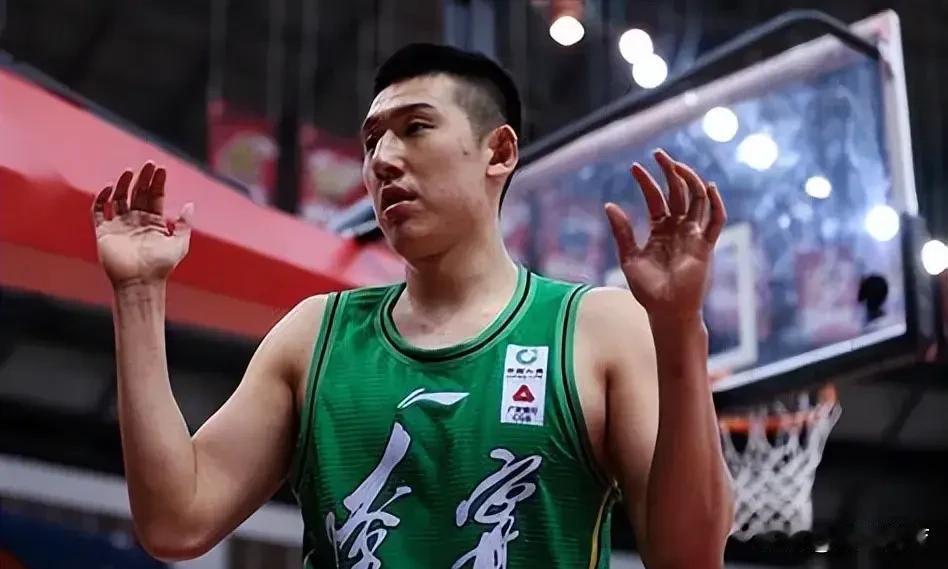 CBA全明星首发出来了，徐杰成为票王，庞峥麟挤掉胡明轩成为首发，我都可以理解，不