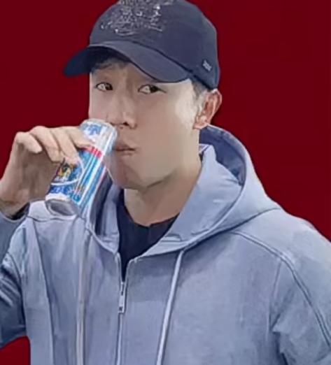 亲口证实确定前往伦敦!只为给他吃颗定心丸4月23日成都双流机场。结束了四