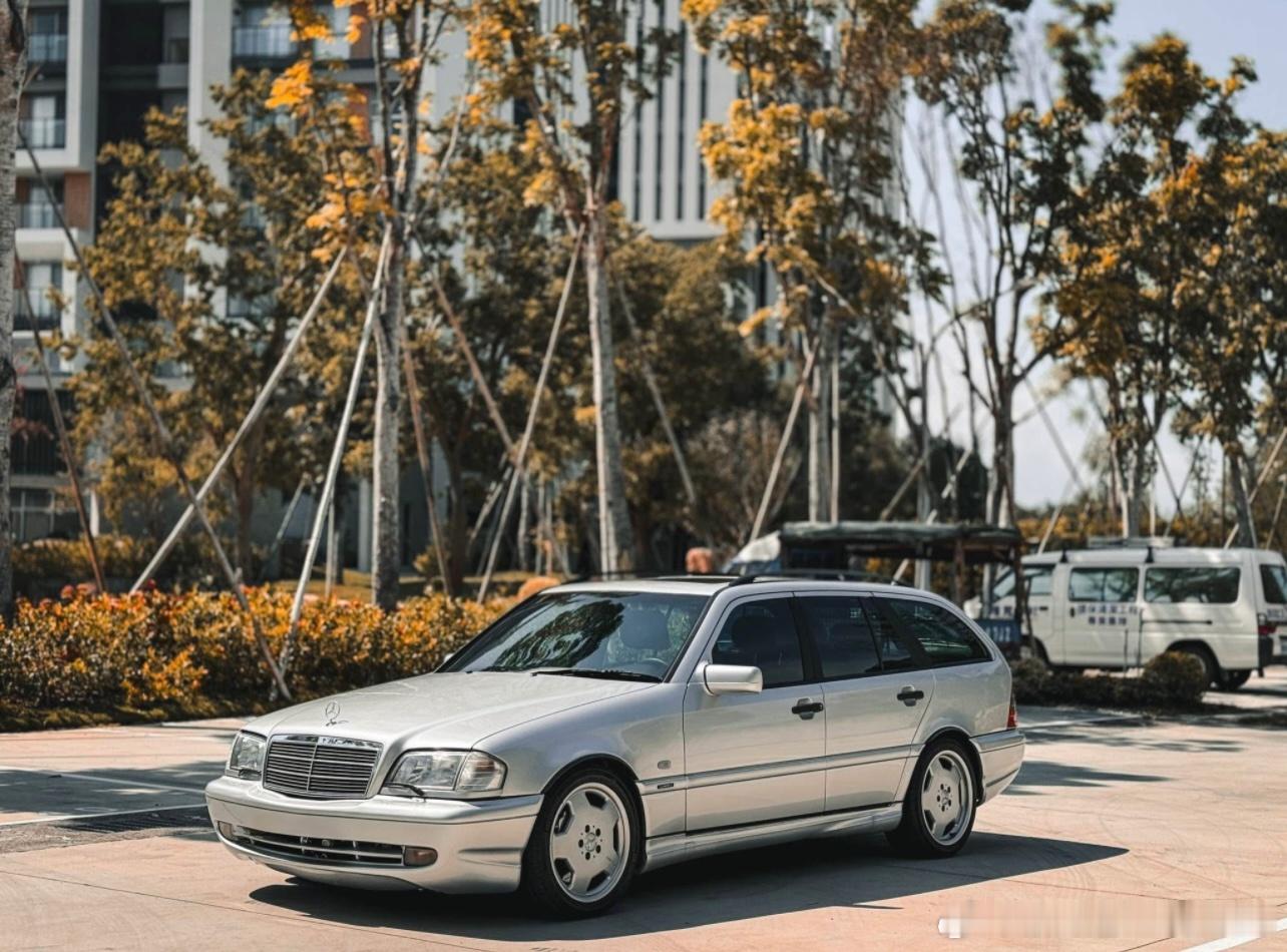台湾老车🇩🇪BENZS202C43AMGWagon​​​