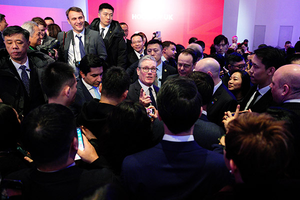 《纽约时报》：中美博弈中盟友转向中国，美国陷入外交困境