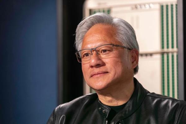 这些在硅谷的中国人，如果归国，为国家效力，中国在ai上将成为世界第一黄仁勋受