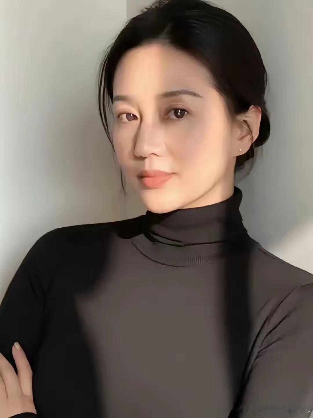 机器人伴侣你会买吗花钱请一个回来吧。主要是维护成本极低，只花点电费加热就行了。有