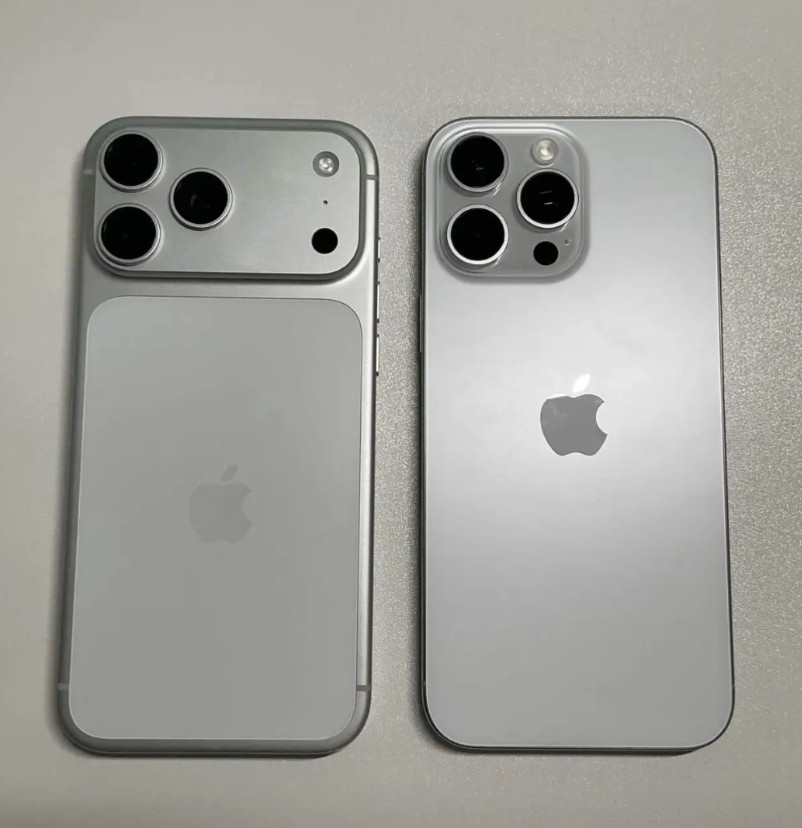 刚把iPhone16ProMax和17ProMax放一块，我直接懵了。