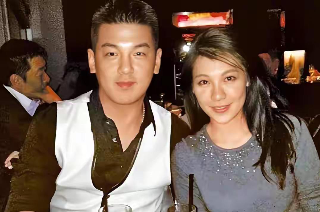 贾静雯没想到，当年赔2600万争回的女儿，如今用50亿遗产替她争光咱先聊聊贾
