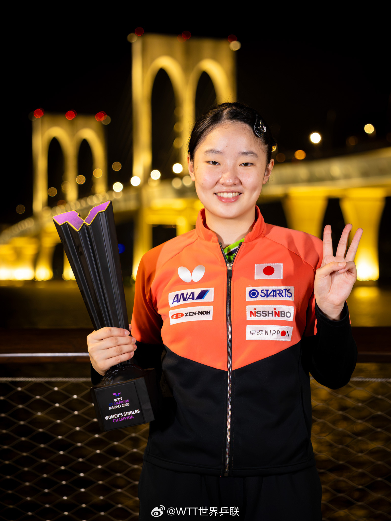 #莫雷加德张本美和冠军合照#WTT澳门冠军赛落下大幕，莫雷加德和张本美和分别斩
