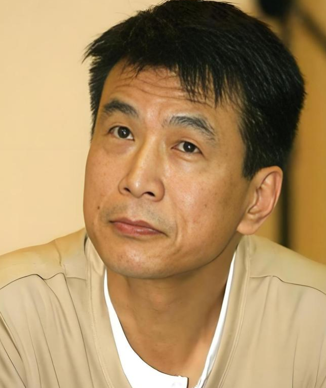 演员李天柱说拍《甄嬛传》时我第一次见陈建斌，我说我是李天柱，幸会幸会，他只是