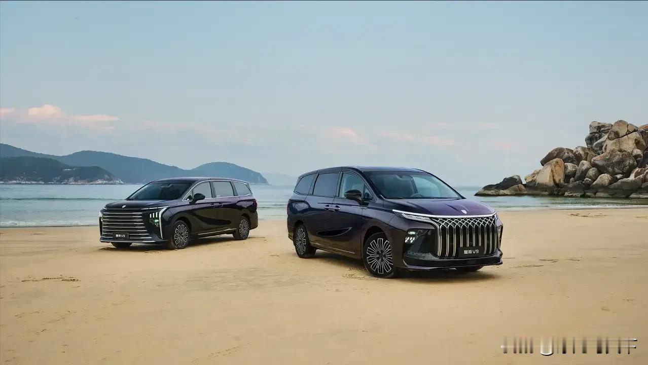 炸场了！东风星海V9凭什么成MPV市场"王炸"？20万级竟藏40万级体验！